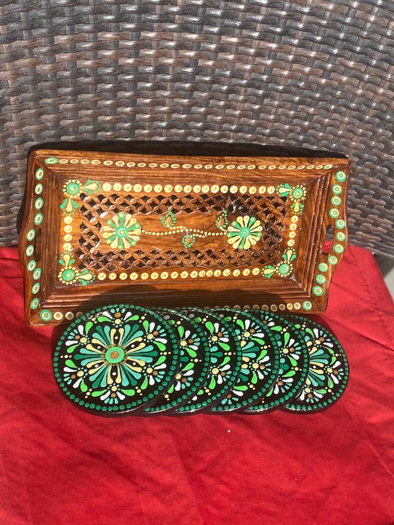 Mandala Design Wood Costers with small tray ( hand painted)